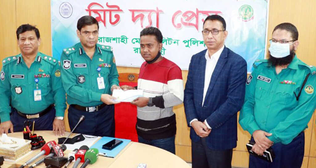 ভর্তি পরীক্ষায়