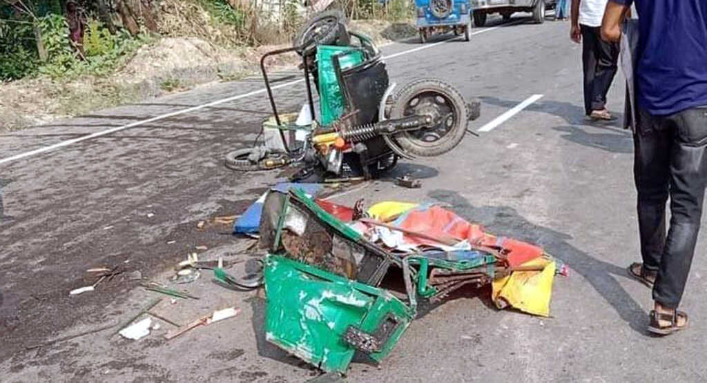 স্বামী-স্ত্রীসহ