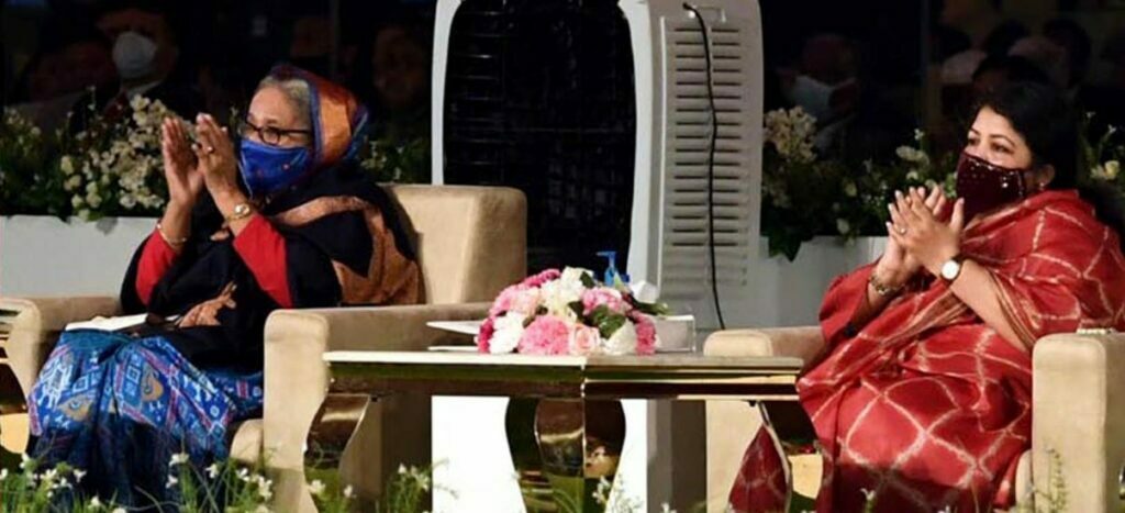 মুজিববর্ষ ও স্বাধীনতার সুবর্ণজয়ন্তীর সমাপনী অনুষ্ঠান উপভোগ করলেন প্রধানমন্ত্রী