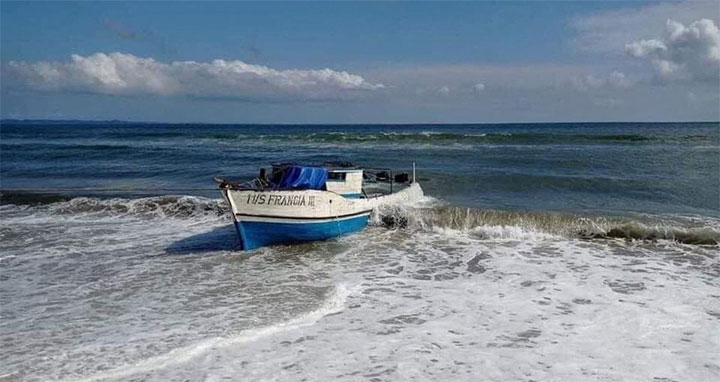 যুক্তরাষ্ট্রের ফ্লোরিডা উপকূলে নৌকাডুবির ঘটনায় ৩৯ জন নিখোঁজ