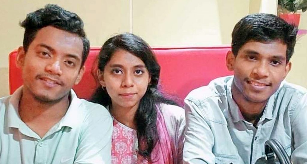 একসঙ্গে তিনজনের জন্ম, একসঙ্গে বারবার সাফল্যও ধরা দিচ্ছে তিনজন একসঙ্গে