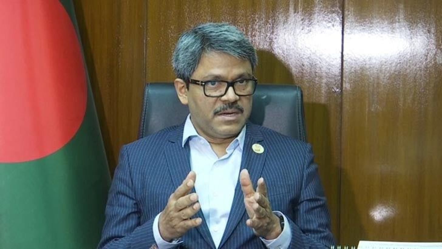 ইউক্রেনে আটকে পড়া বাংলাদেশিদের পোল্যান্ডে নেয়ার ব্যবস্থা করা হচ্ছে: পররাষ্ট্র প্রতিমন্ত্রী