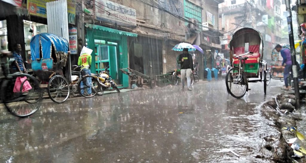 আরও তিনদিন বৃষ্টি থাকতে পারে বৃষ্টি