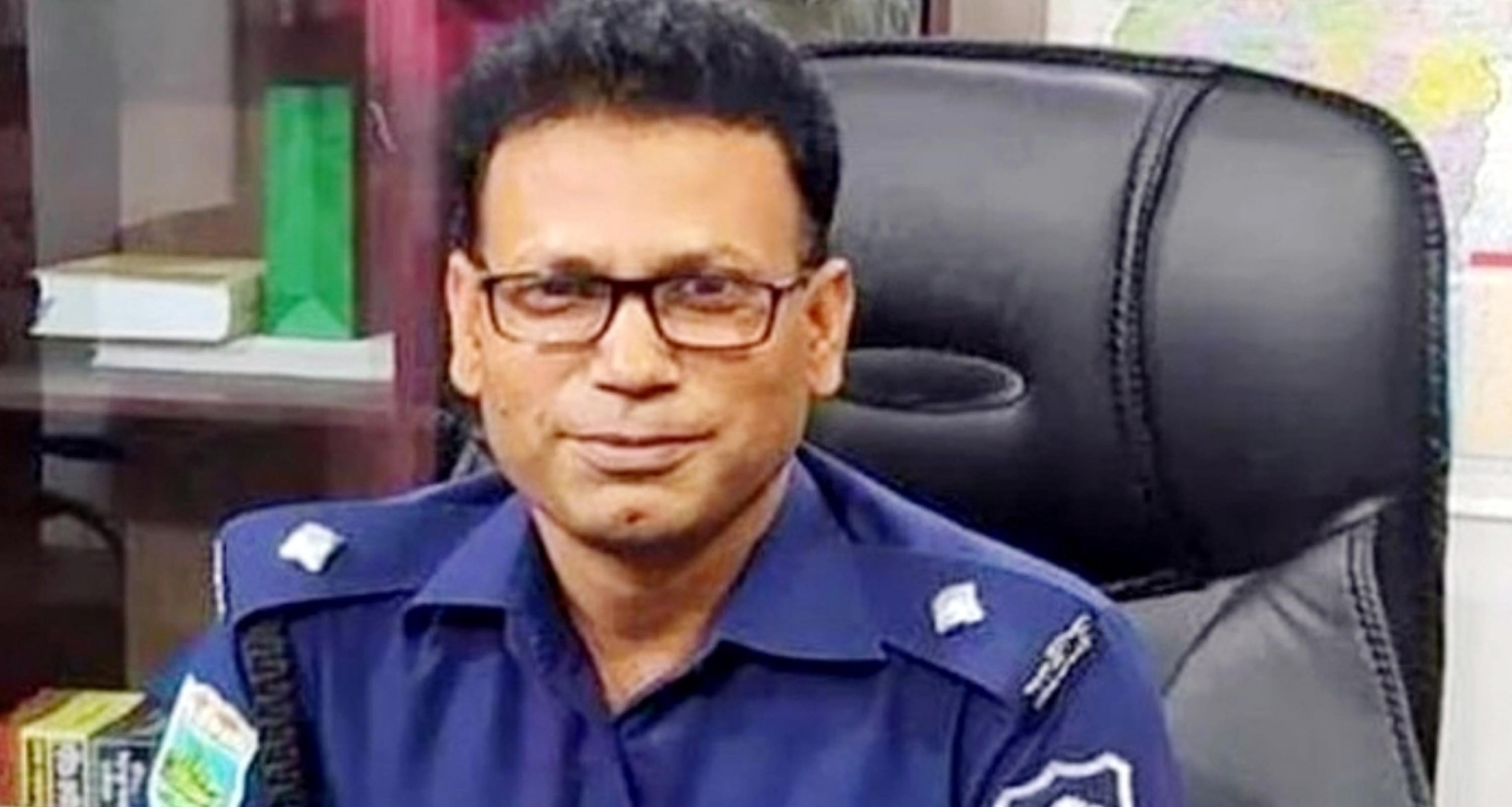 ওসিকে এক টাকা অর্থদণ্ড