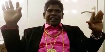 বাদামকাকু