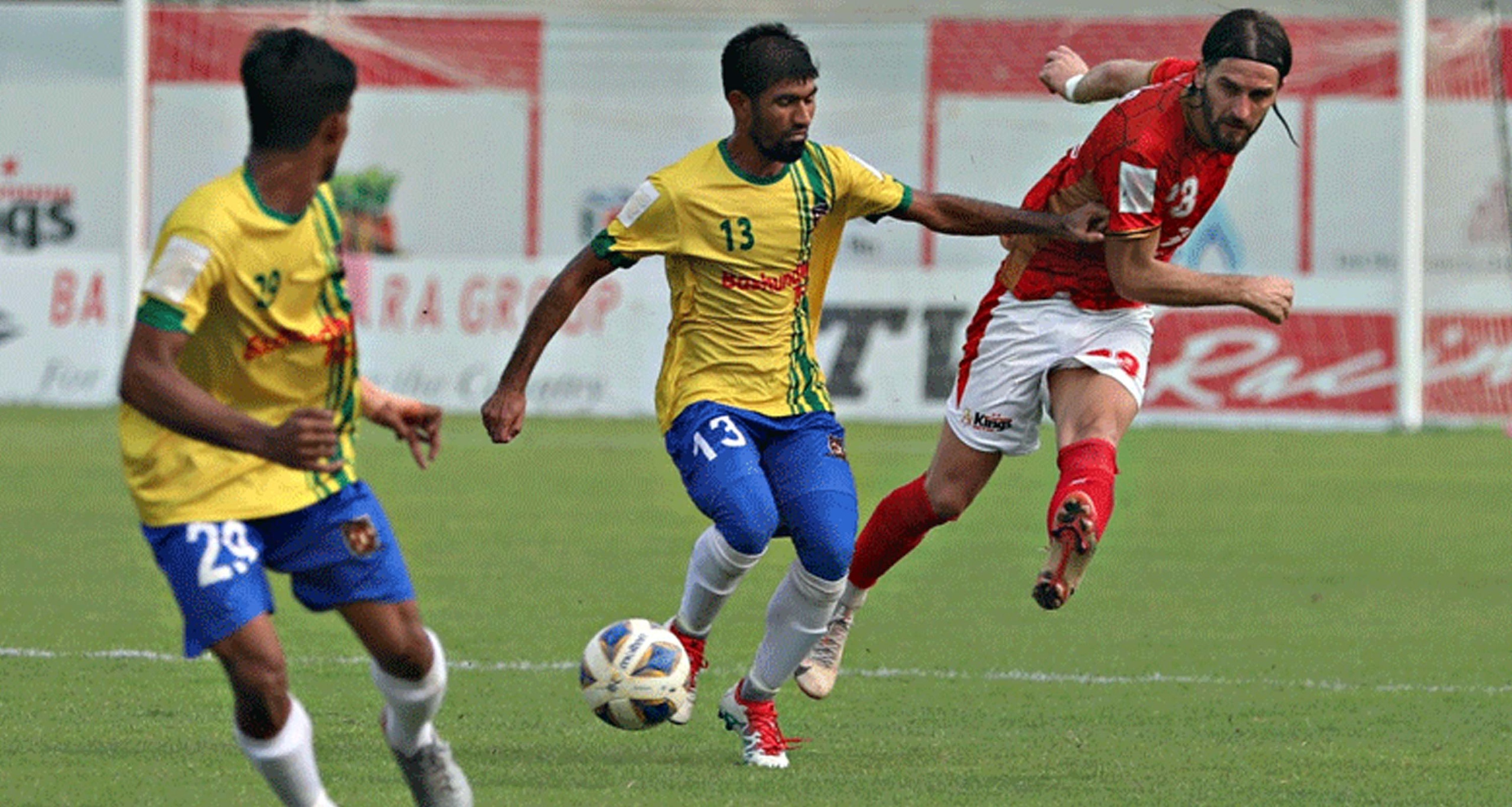 ৬টি গোল