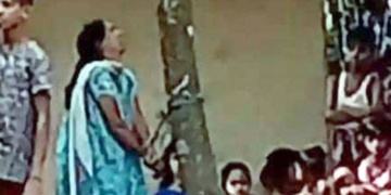 নারীকে