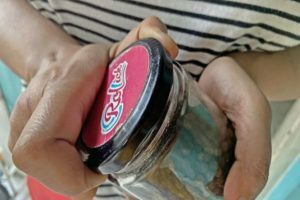 বোতলের ঢাকনা