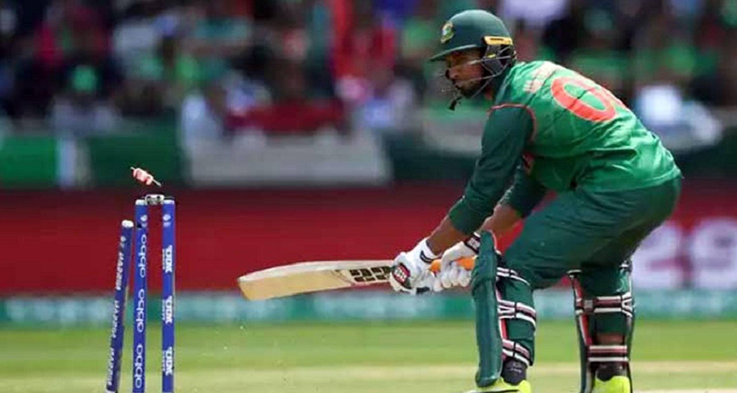 ব্যাটিং চরম বিপর্যয়ে বাংলাদেশ