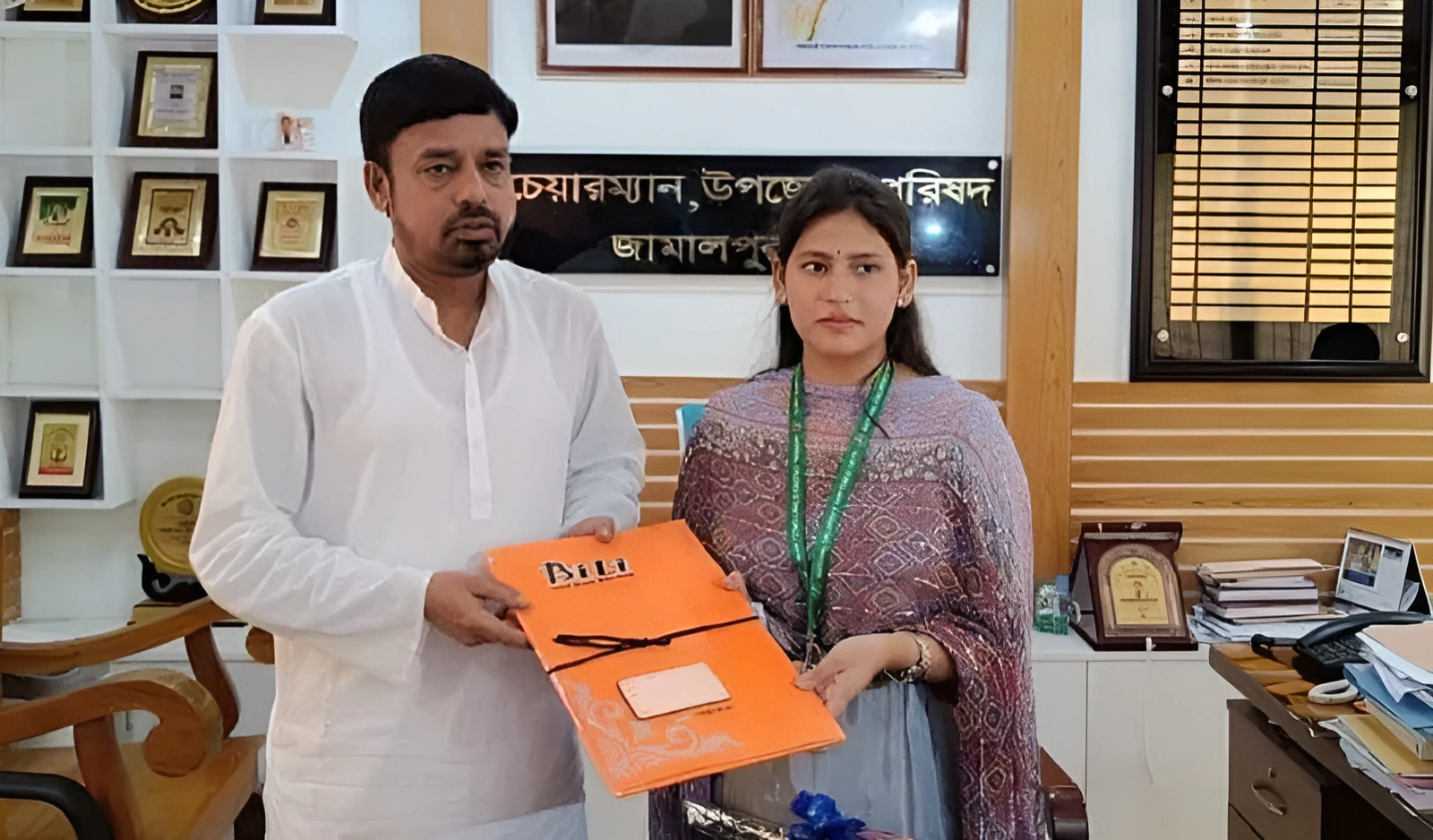 ১ ঘন্টার জন্য উপজেলা চেয়ারম্যান হলেন দশম শ্রেণীর সৃষ্টি রানী উপজেলা চেয়ারম্যান