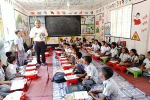 সময় পেলেই স্কুলে ছুটে যান ইউএনও