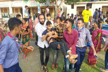 ব্যারিস্টার সুমনের খেলা দেখতে এসে প্রাণ গেলো যুবকের, আহত ১০