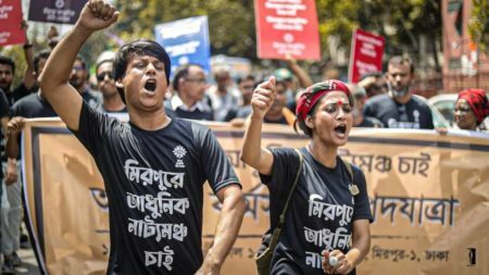 ‘টাউন হলের স্থানেই আধুনিক নাট্যমঞ্চ চাই’