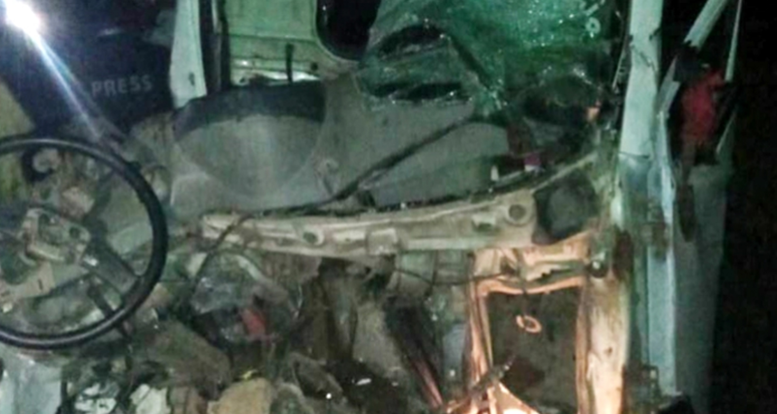 সাভারে লেগুনা-মিনিবাস সংঘর্ষে প্রাণ গেল ৩ জনের লেগুনা-মিনিবাস
