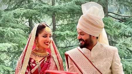 অভিনেত্রী ইয়ামি গৌতম