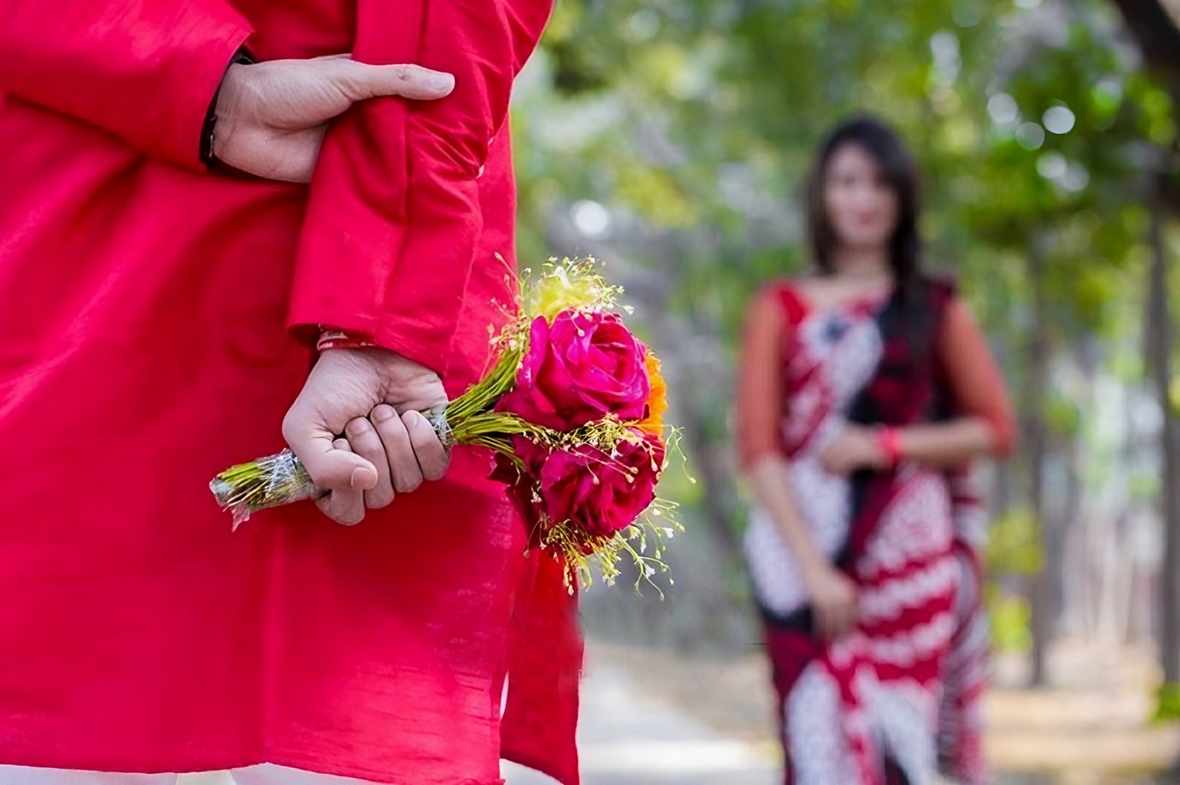 বসন্তে রঙিন ভালোবাসার দিন