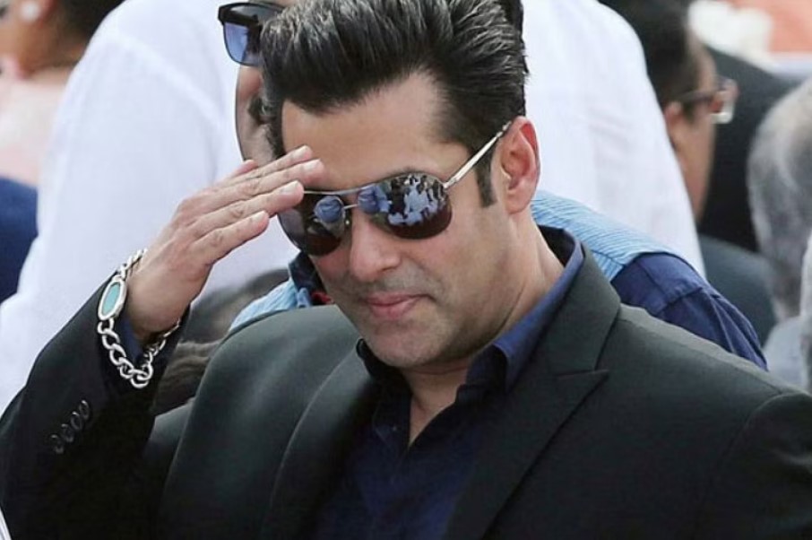 Salman Khan Reveals Secret Behind His Bracelet 