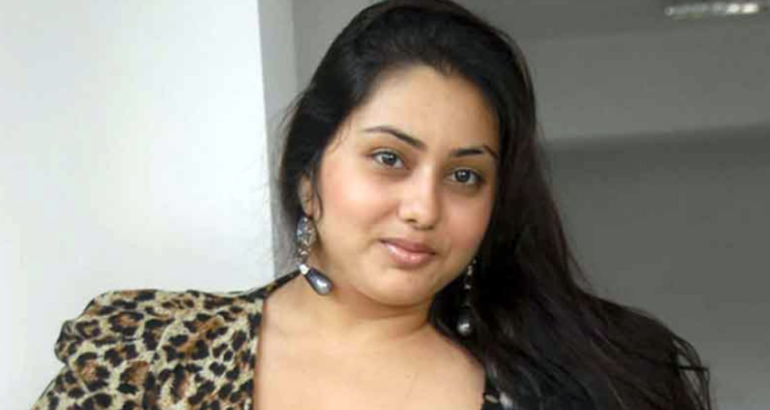 মেয়েরা মোটা