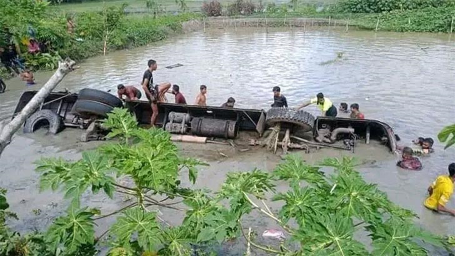 ঝালকাঠিতে দুর্ঘটনা