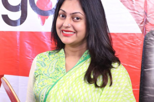 চিত্রনায়িকা নিপুণ