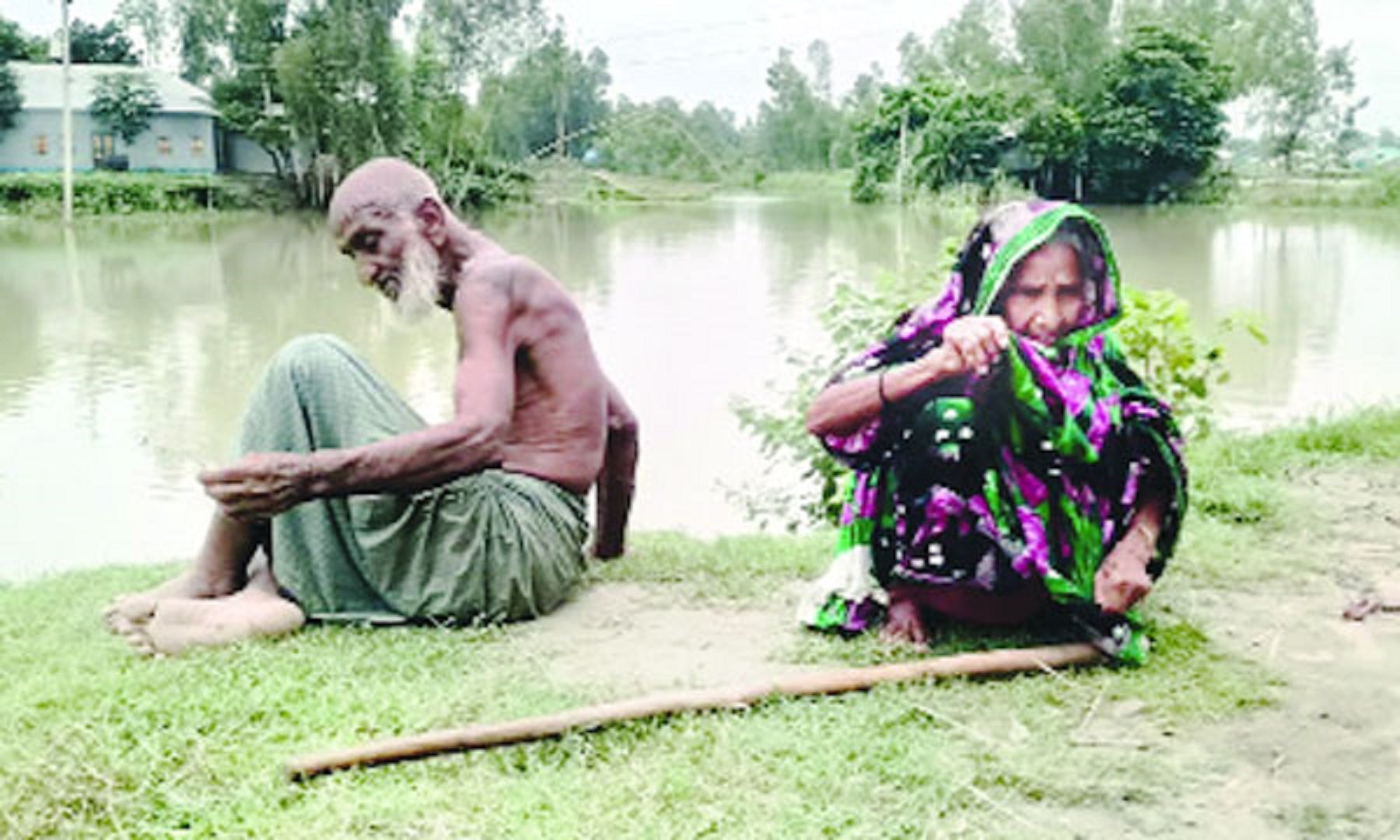 বাকরুদ্ধ বৃদ্ধ দম্পতি