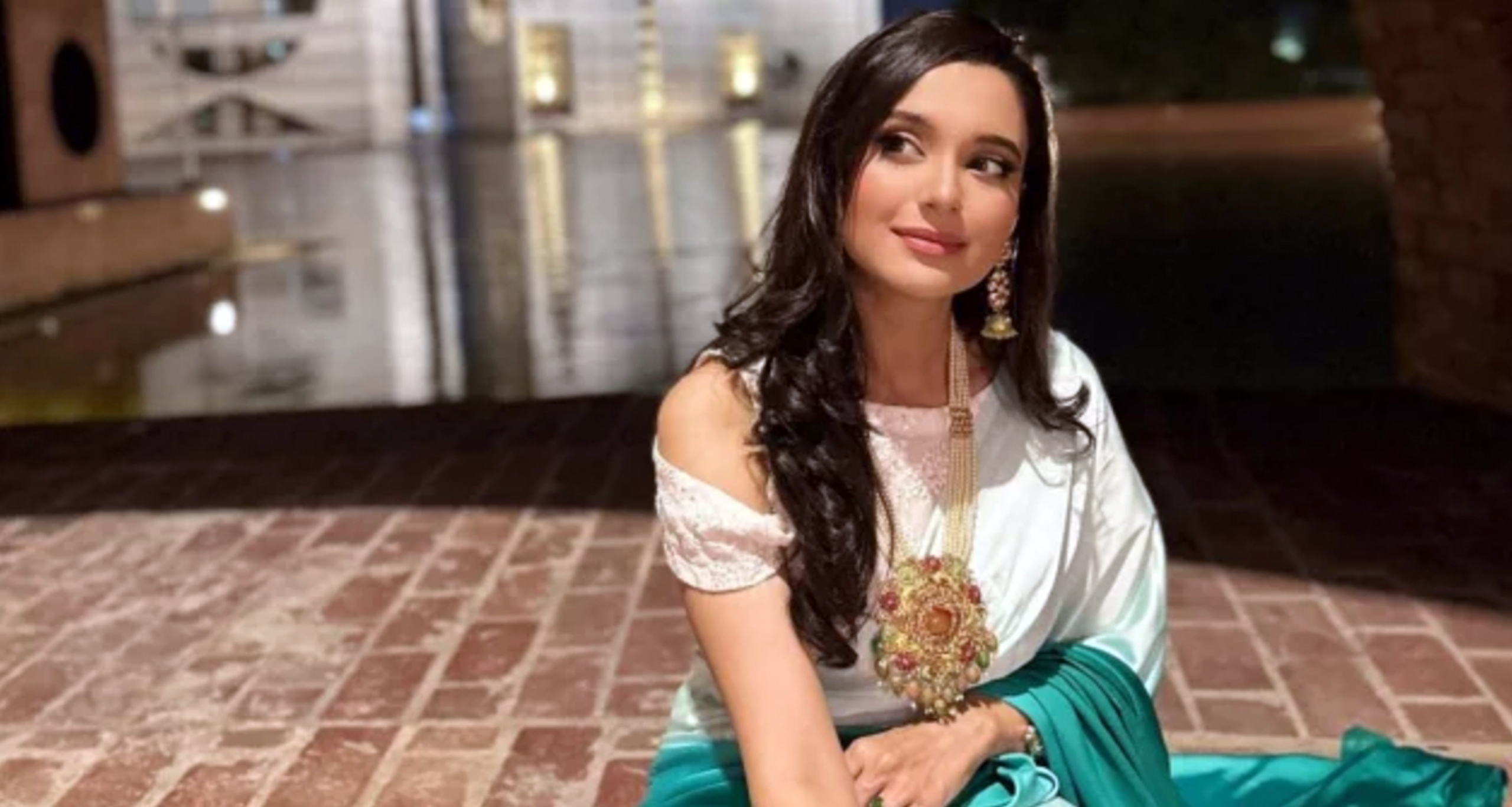 অভিনেত্রী সাবিলা নূর