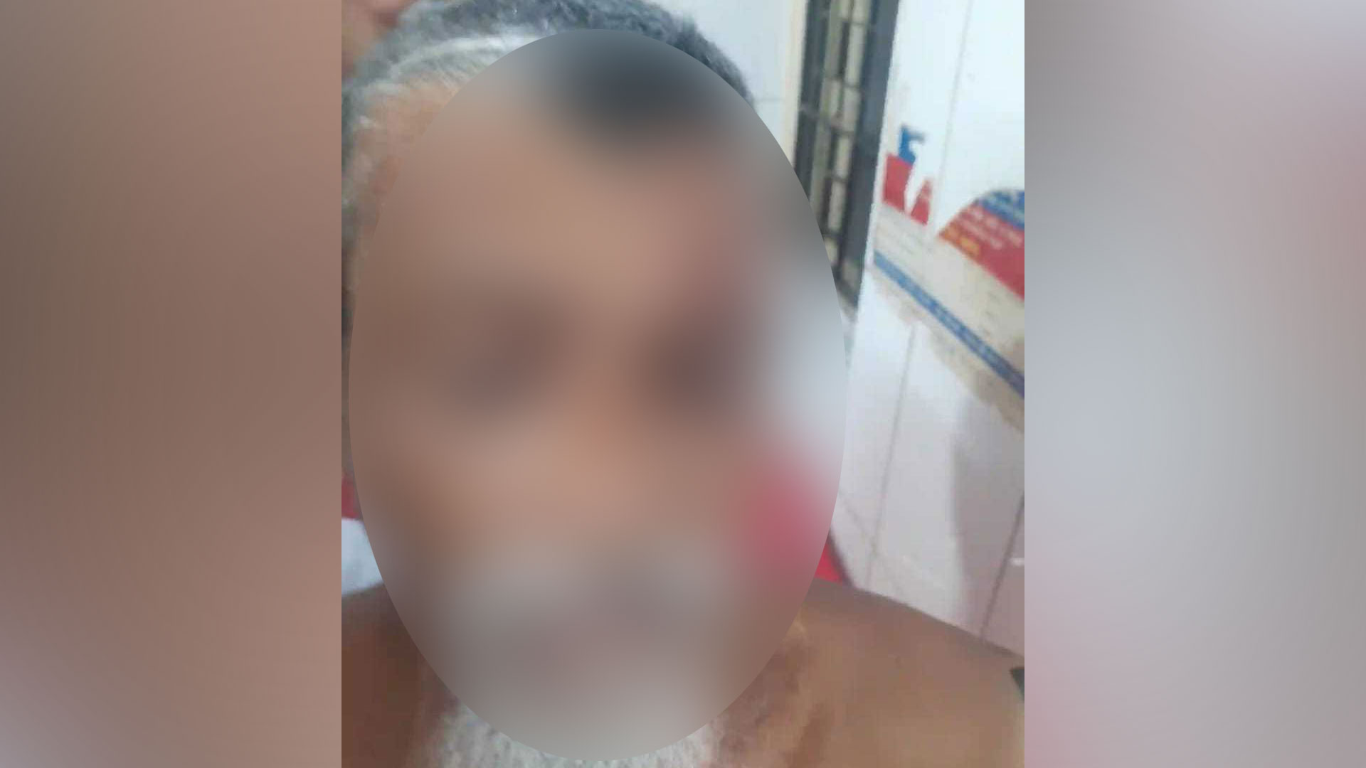 মোয়াজ্জিনকে কোপাল যুবক