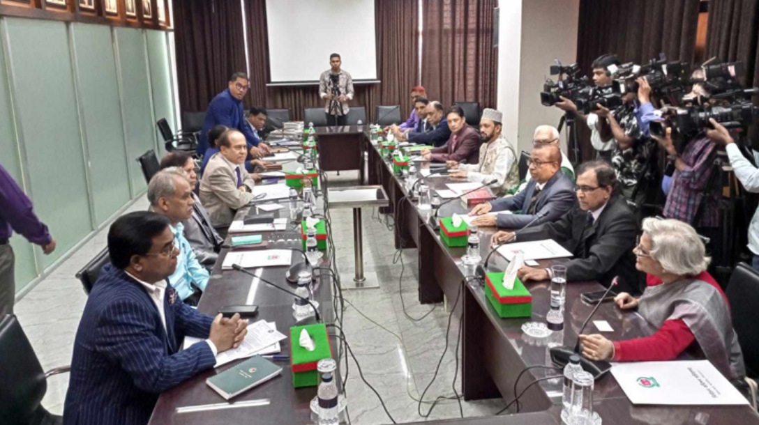 নির্বাচন কমিশনার