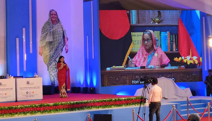 ইউরেনিয়াম হস্তান্তর অনুষ্ঠানে ভার্চুয়ালি যুক্ত হয়েছেন শেখ হাসিনা-পুতিন