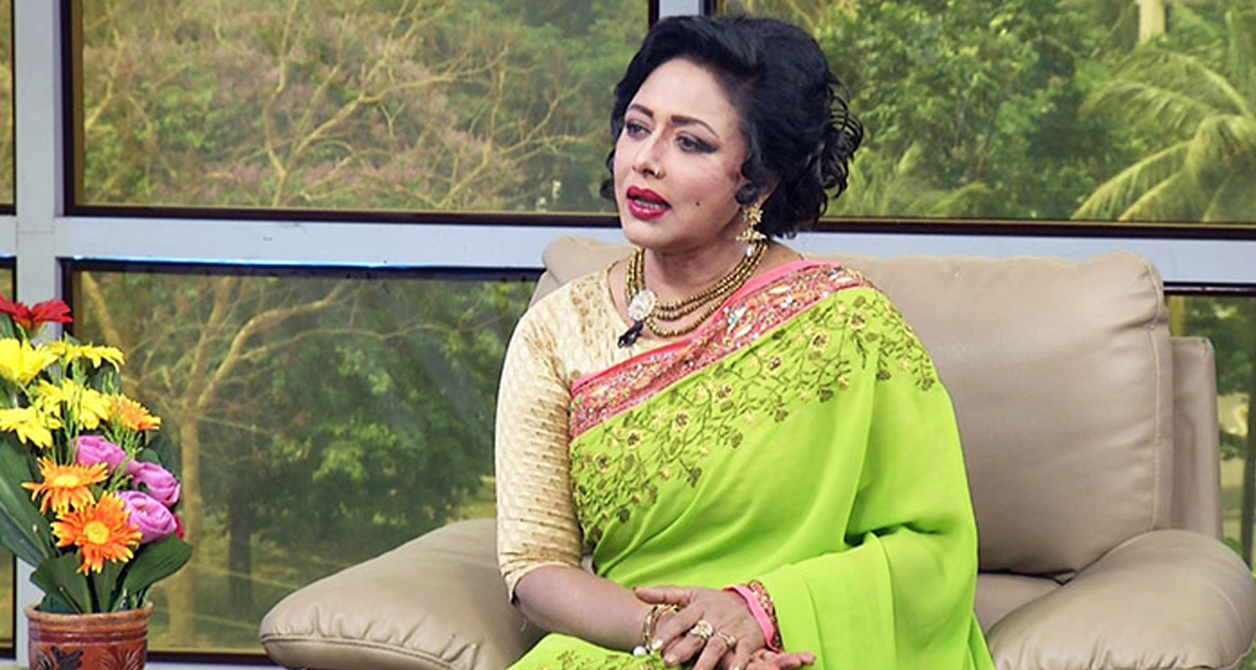 চিত্রনায়িকা রোজিনা