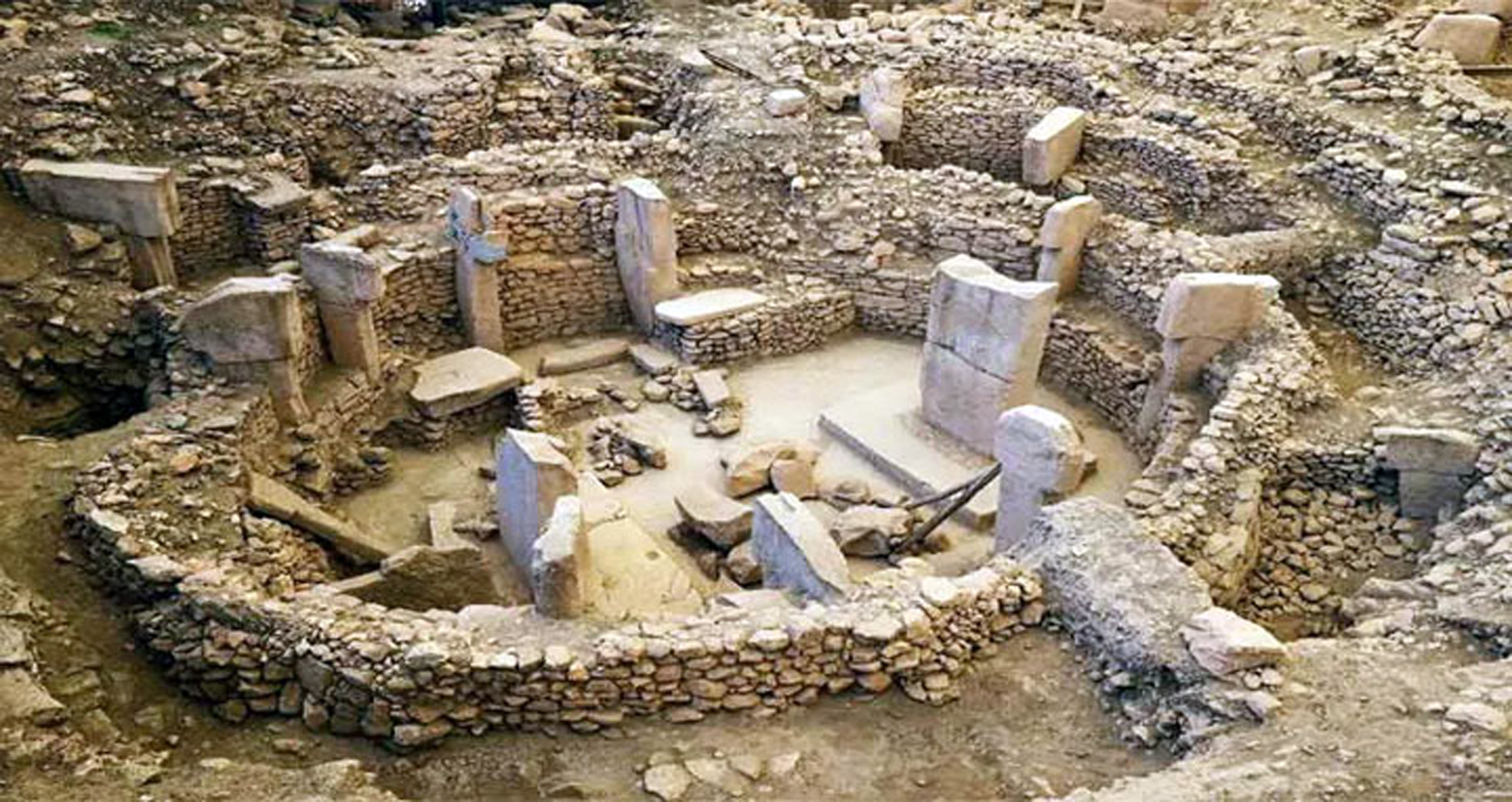 পিরামিডের সন্ধান