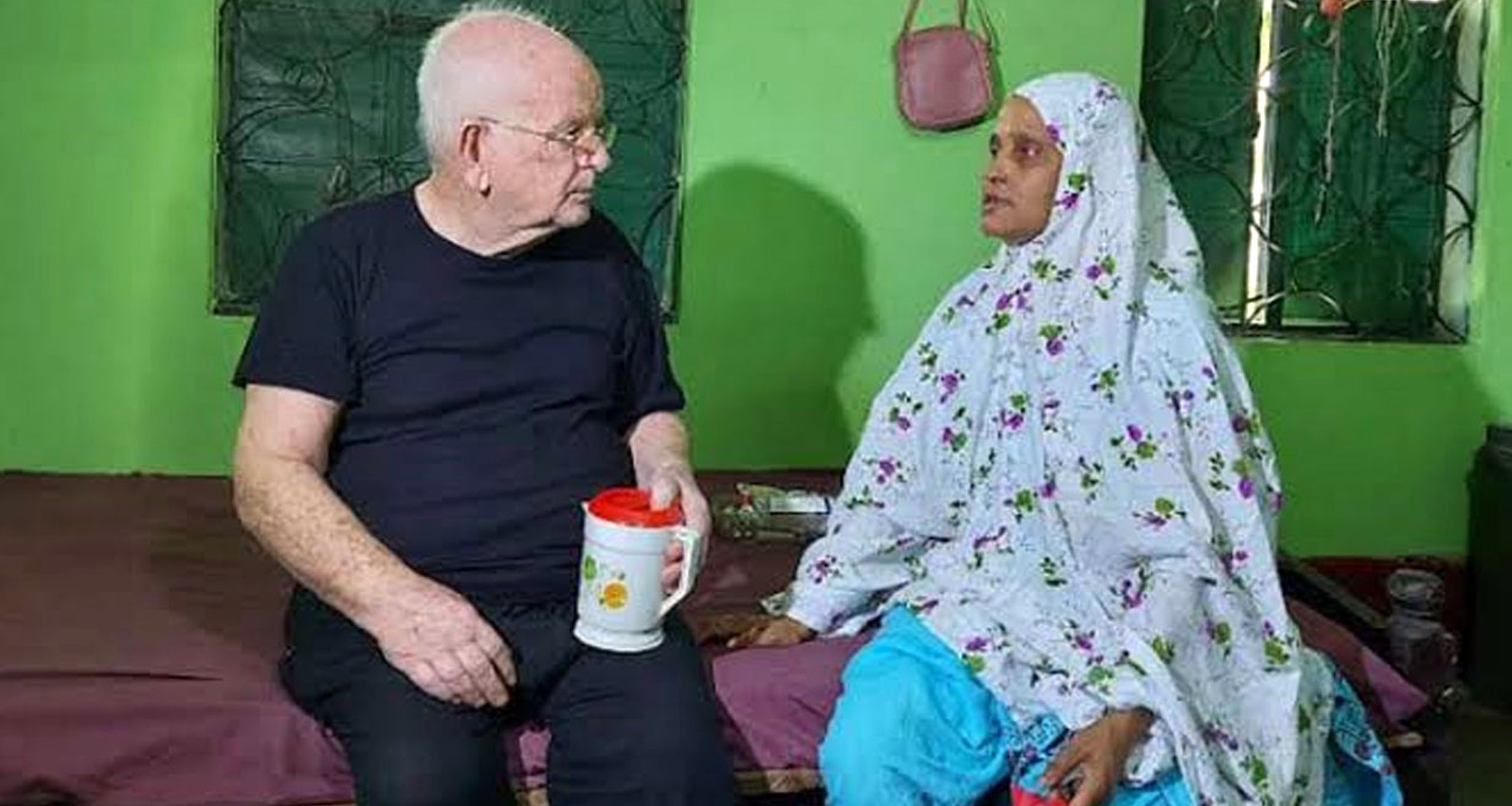 অস্ট্রেলিয়ার চিত্রশিল্পী ম্যালকম কেইথ আরনল্ড