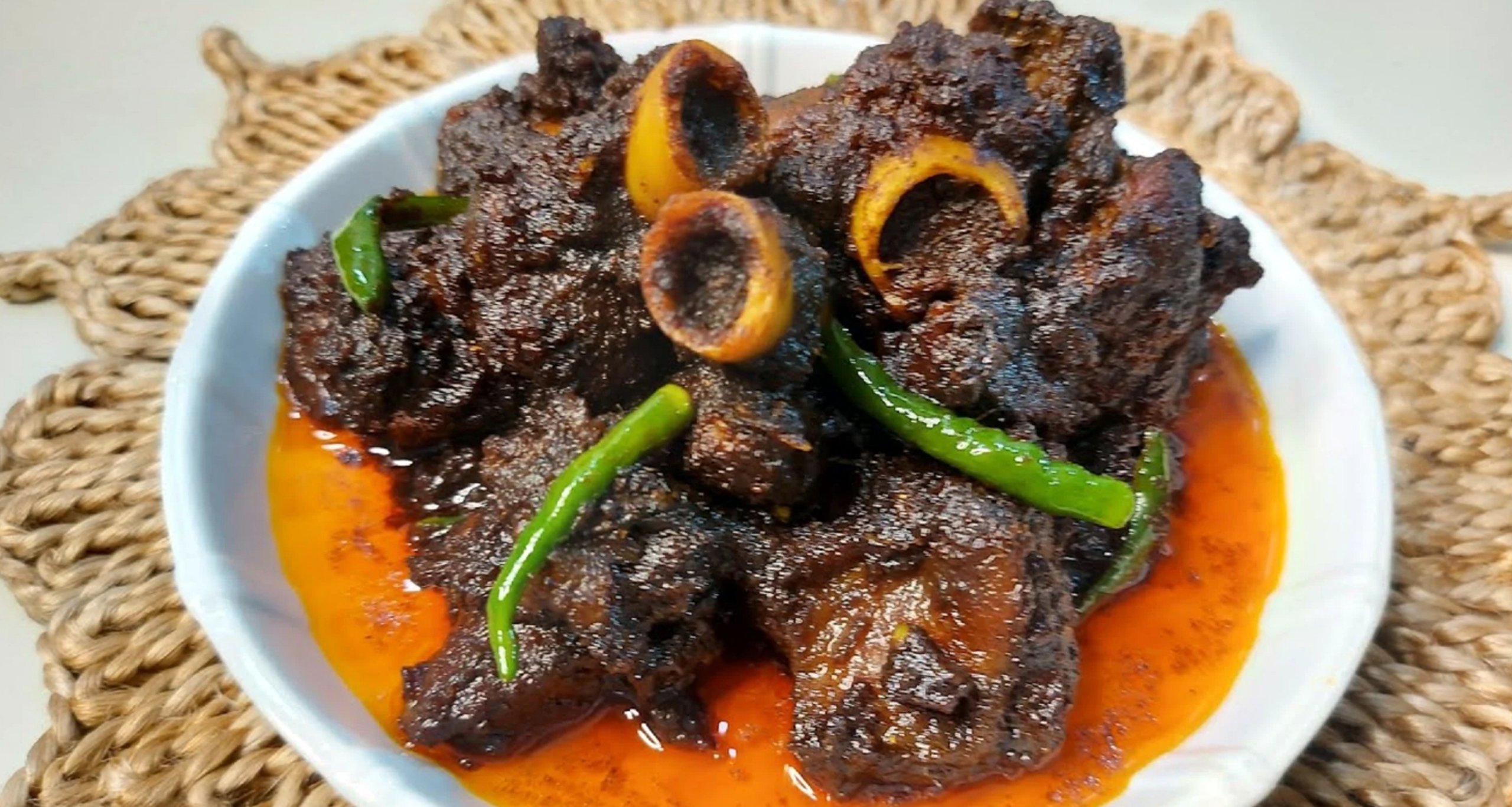 গরুর মাংসের কালা ভুনা