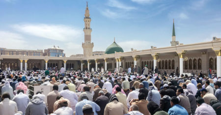 জুমাবার একটি মর্যাদাপূর্ণ দিন