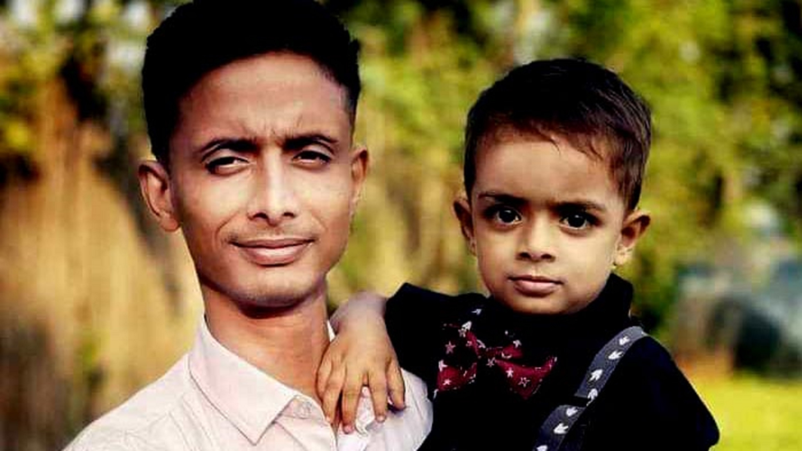 ট্রেনের নিচে