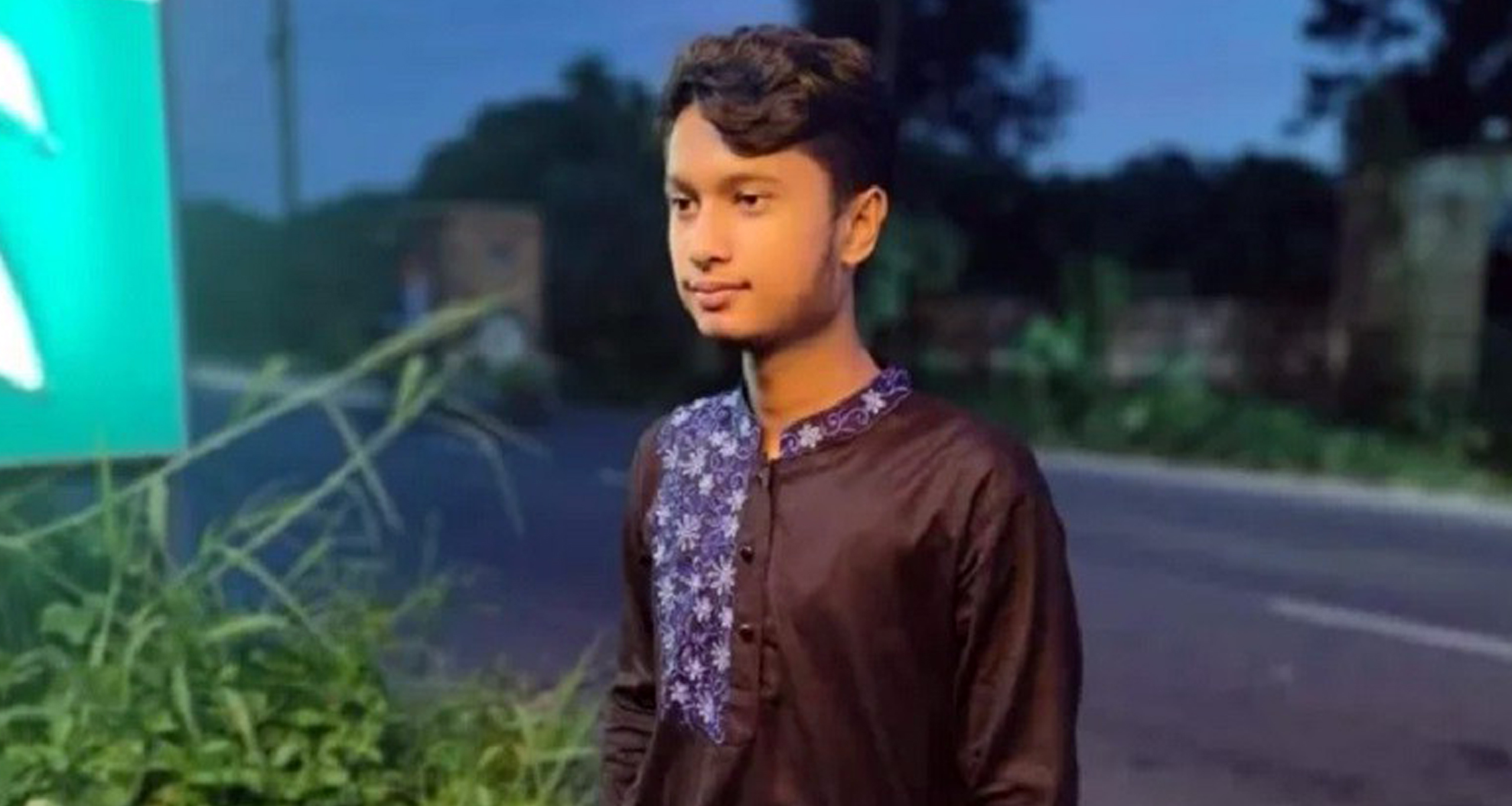 পরীক্ষা কেন্দ্রে