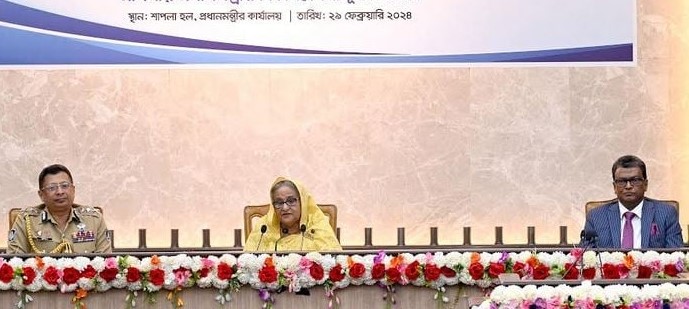 নতুন নতুন অপরাধ মোকাবেলায় পুলিশ বাহিনীকে প্রস্তুতি নিতে হবে