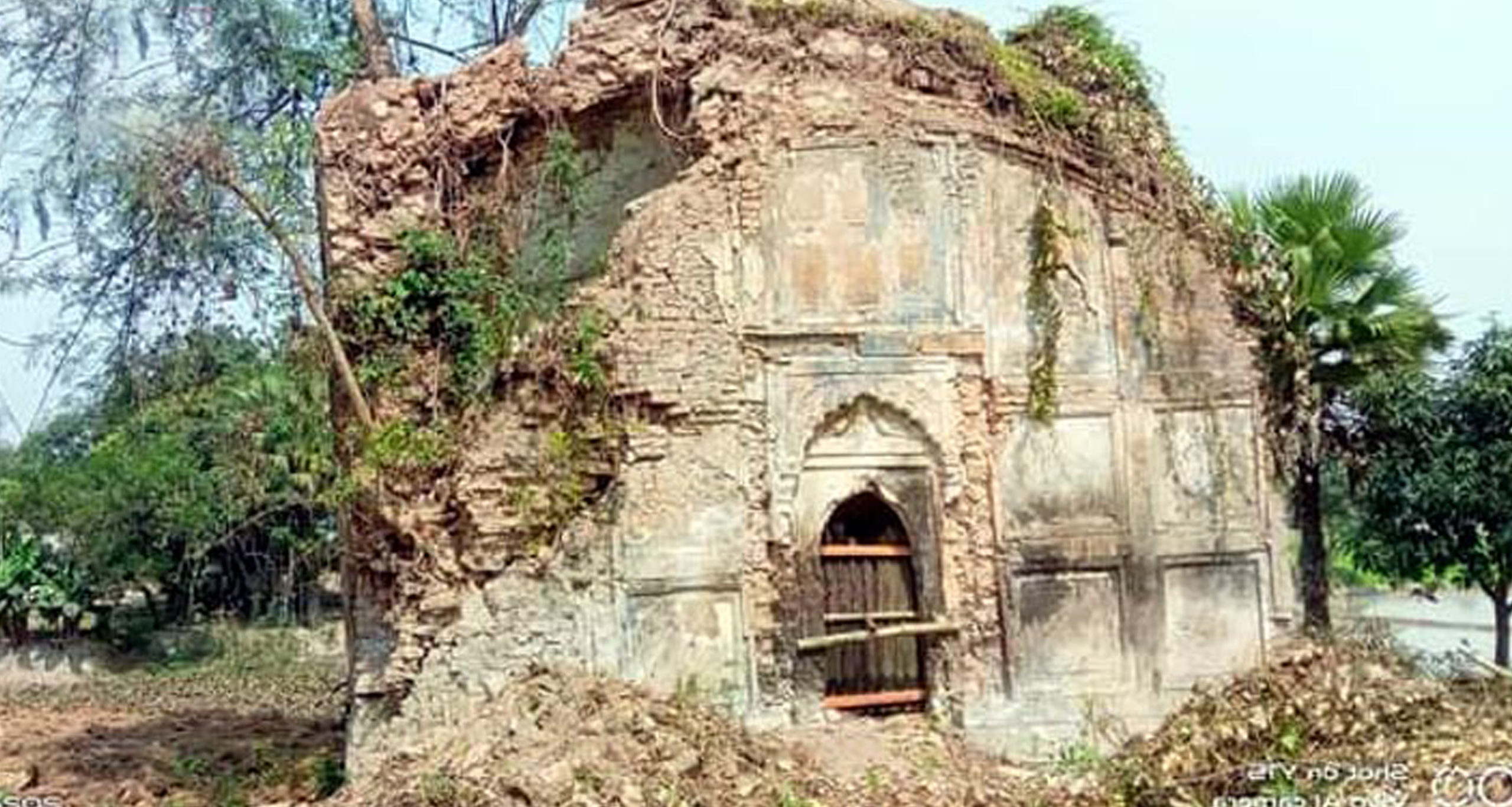 মসজিদের সন্ধান