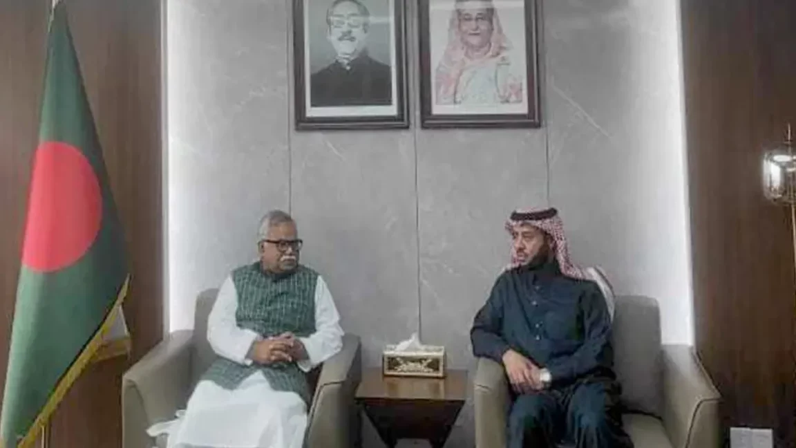 বাংলাদেশ থেকে দক্ষ কর্মী নেবে সৌদি আরব