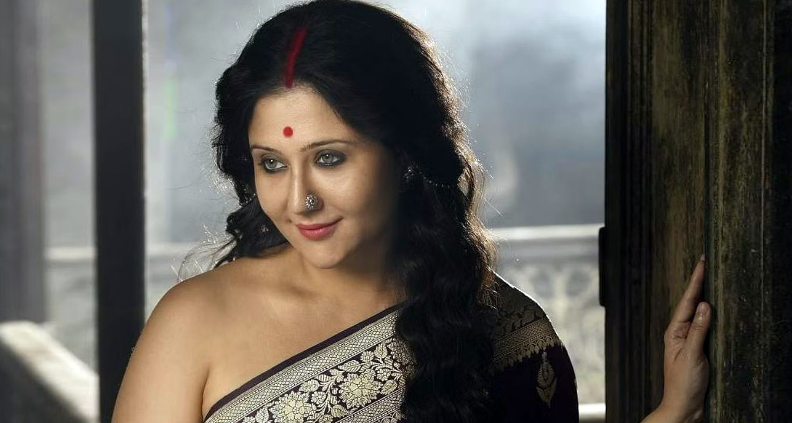 Seks yigit ba zaboni ball