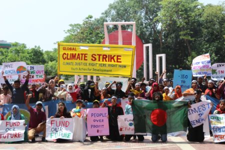 Demand to stop funding fossil fuels