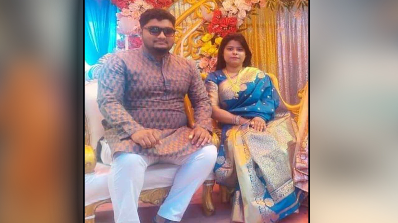 বাসচাপায় প্রাণ গেলো স্বামী-স্ত্রীর.jpg