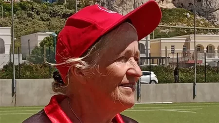 ৬৬ বছরে এসে আন্তর্জাতিক ক্রিকেট ম্যাচ খেলে রেকর্ড গড়লেন স্যালি বার্টন