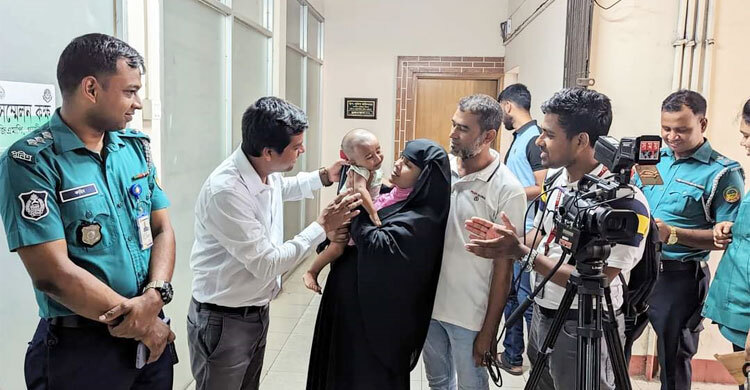 অপহরণের শিশুকে দিয়ে করানো হতো ভিক্ষাবৃত্তি, এক মাস পর উদ্ধার