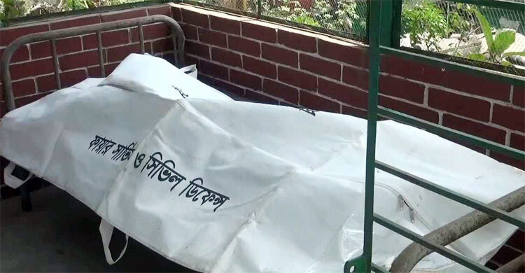 গাজীপুরে দাঁড়িয়ে থাকা ট্রাকে পিকআপের ধাক্কা, নিহত ২