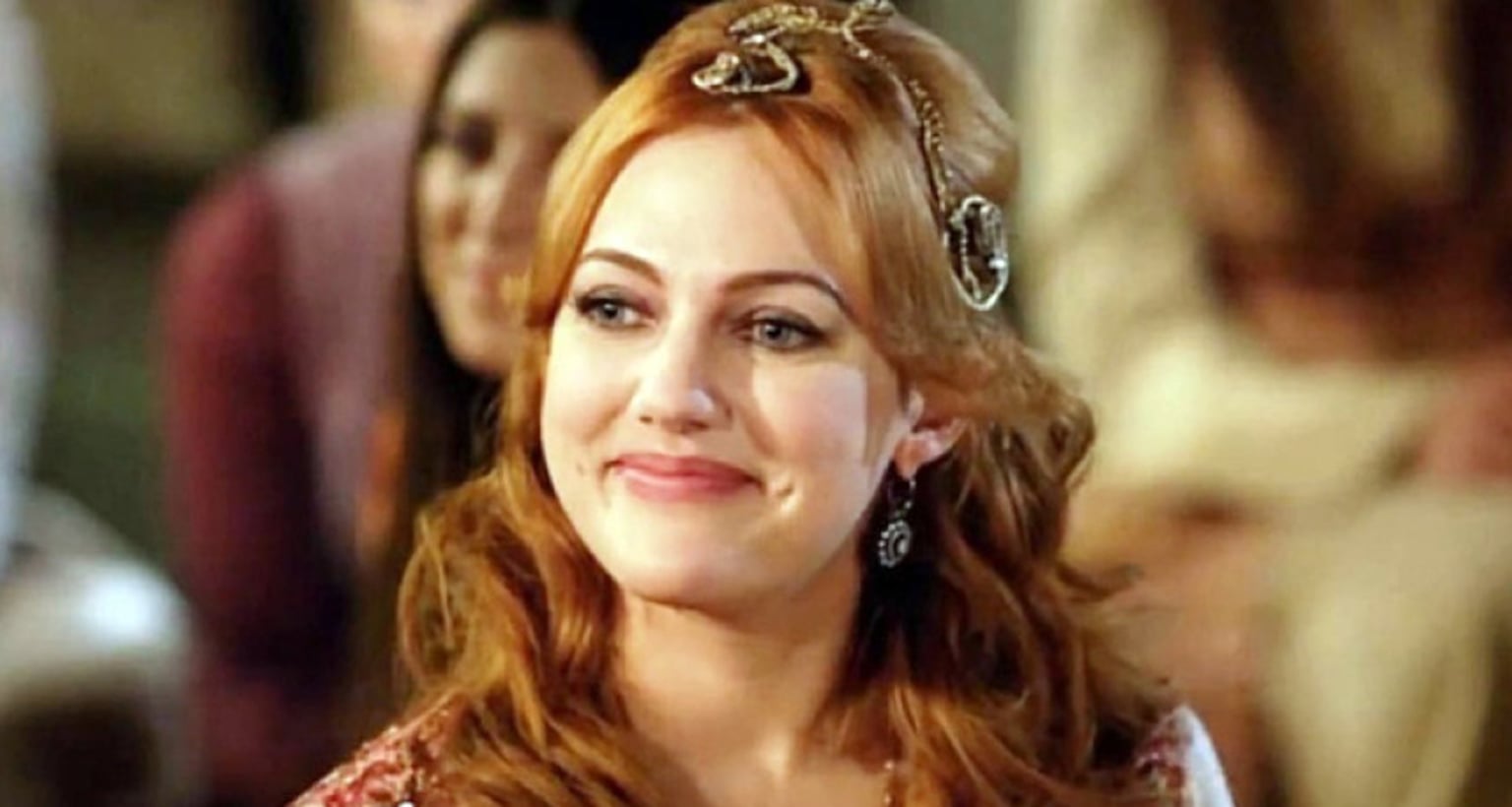 মেয়েরা কখন তার ইচ্ছামত সমস্ত জামাকাপড় খুলে ফেলে? উত্তর জানলে অবাক হবেন মেয়ে