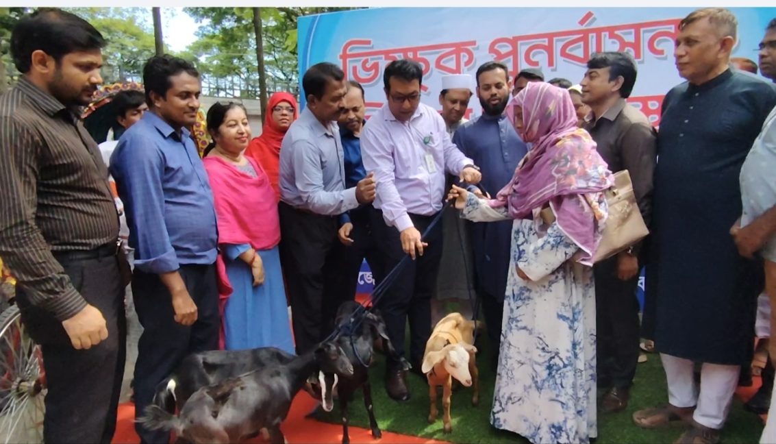 কালীগঞ্জে সর্বজনীন পেনশন স্কিম নিয়ে মতবিনিময় (3)