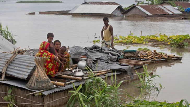 ফেনীতে বন্যার পানি