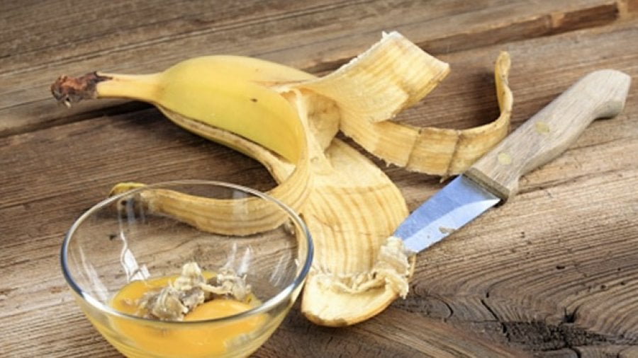 banana-peels