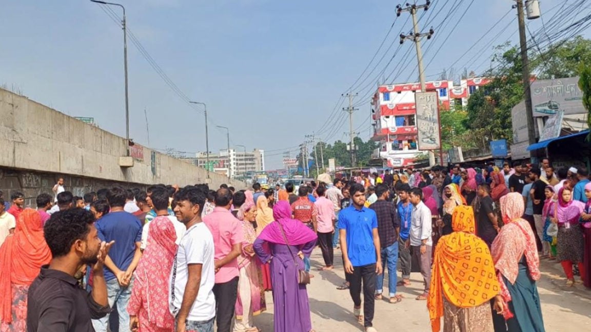 গাজীপুরে কারখানার শ্রমিকদের বিক্ষোভ, মহাসড়কে যানজট